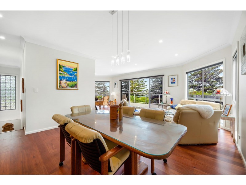 131 Tuross Boulevarde, Tuross Head NSW 2537