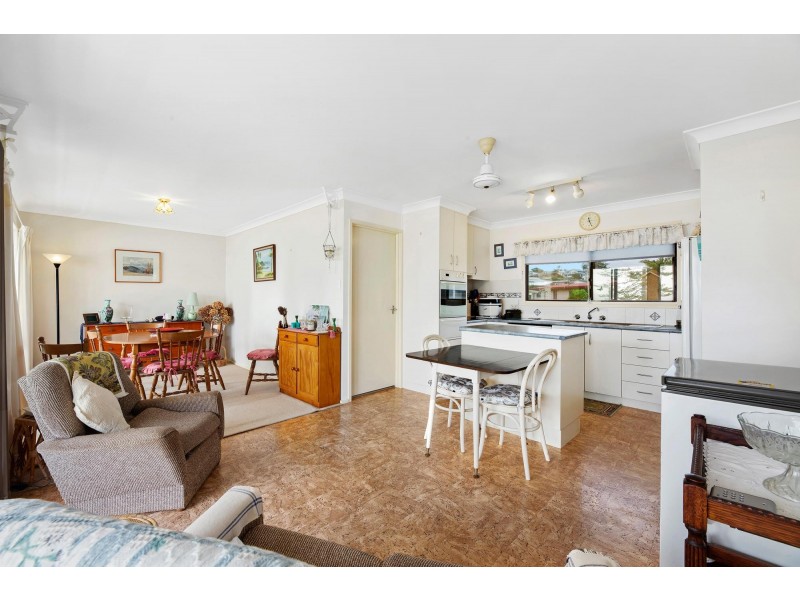 4 Kerrie Close, Tuross Head NSW 2537