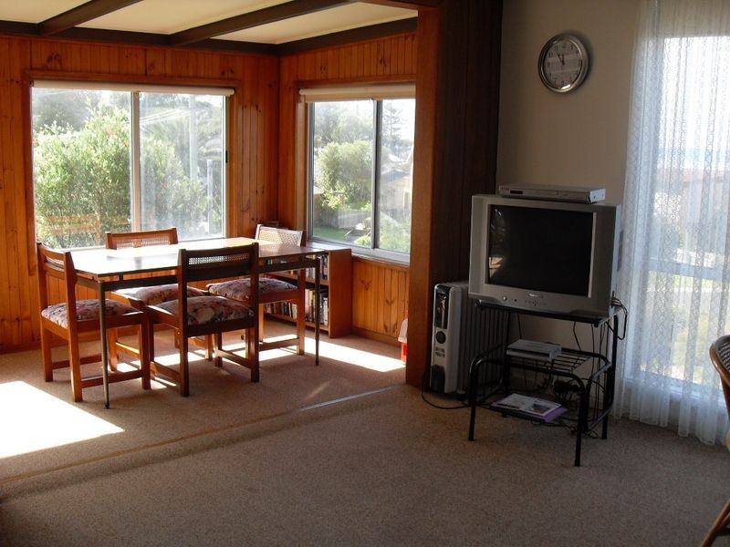 21 Beach Street, Tuross Head NSW 2537