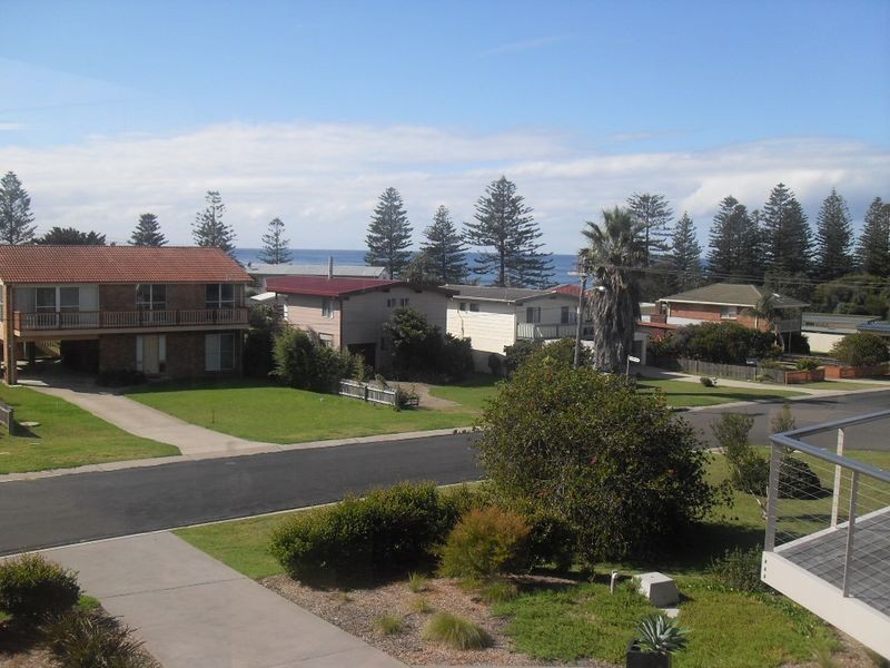 21 Beach Street, Tuross Head NSW 2537