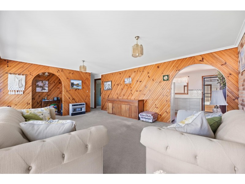 32 Coila Avenue, Tuross Head NSW 2537