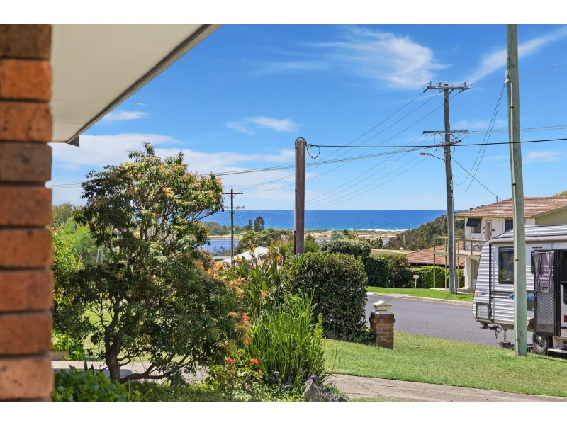 32 Coila Avenue, Tuross Head NSW 2537