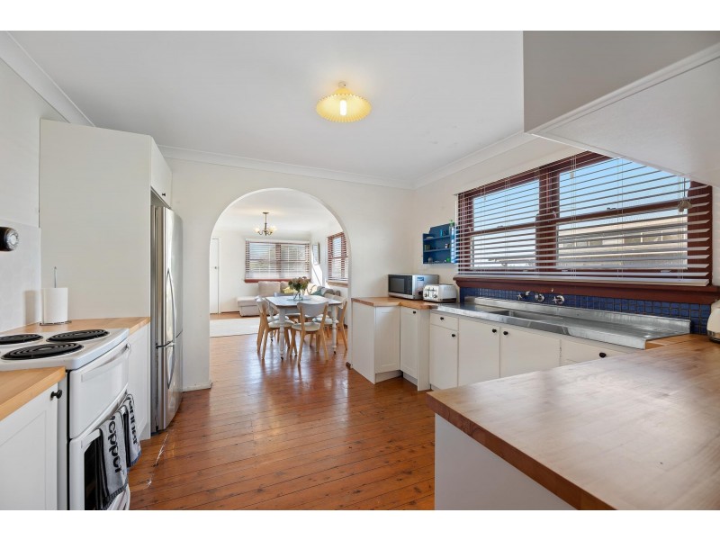 3 Kitchener Road, Tuross Head NSW 2537