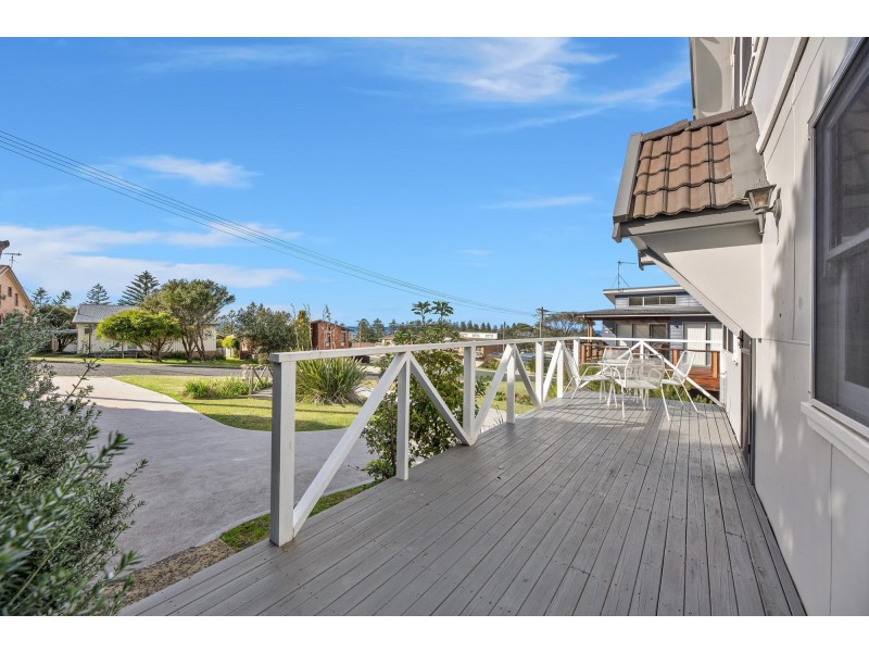 3 Kitchener Road, Tuross Head NSW 2537