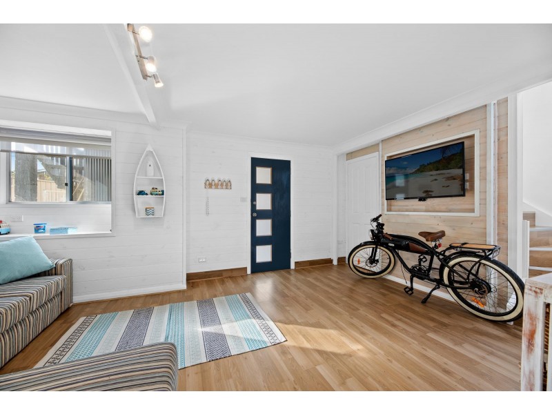 6 Brighton Street, Tuross Head NSW 2537