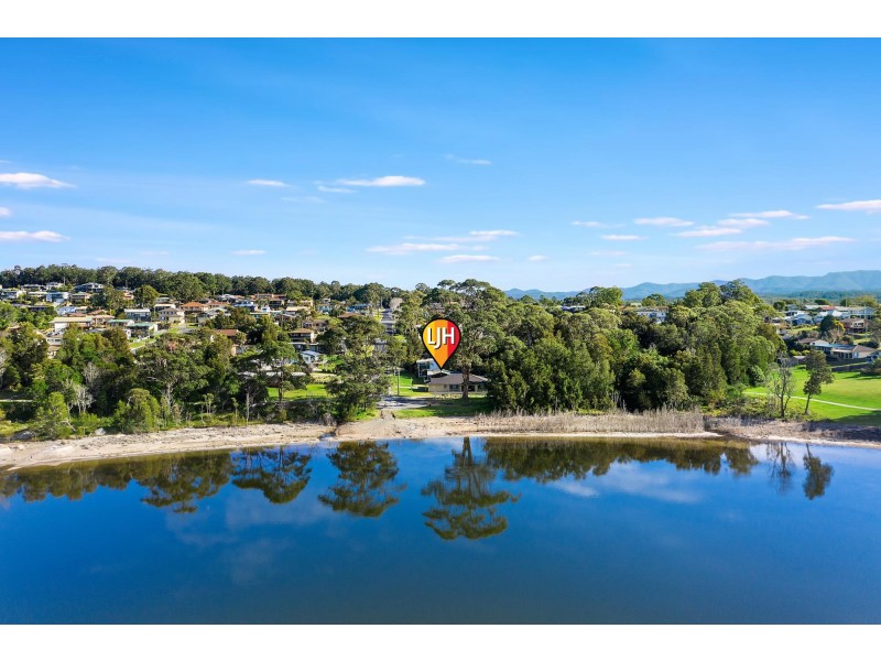 24 Foam Street, Tuross Head NSW 2537