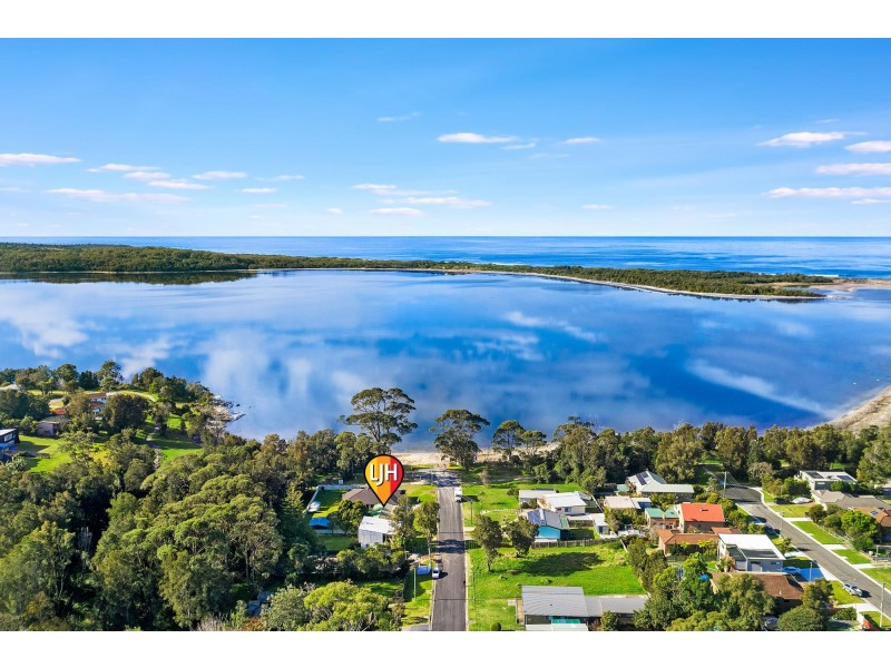 24 Foam Street, Tuross Head NSW 2537