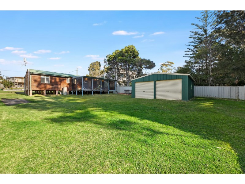 24 Foam Street, Tuross Head NSW 2537