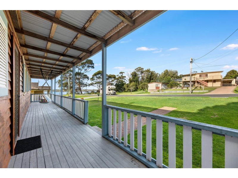 24 Foam Street, Tuross Head NSW 2537