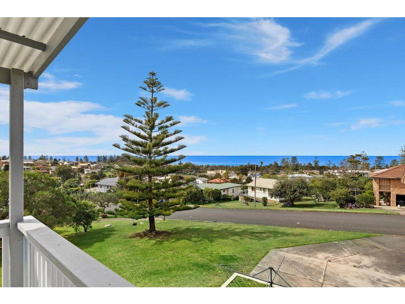 36 Hawkins Road, Tuross Head NSW 2537