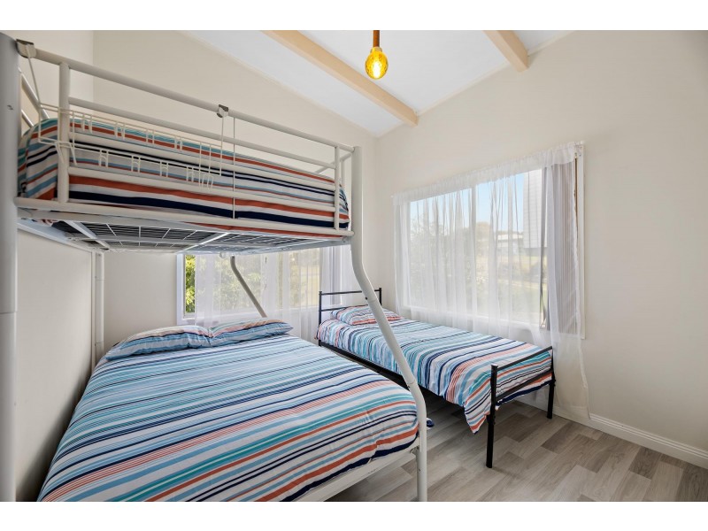 36 Hawkins Road, Tuross Head NSW 2537