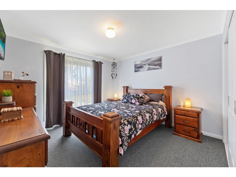 20 Bondi Street, Tuross Head NSW 2537