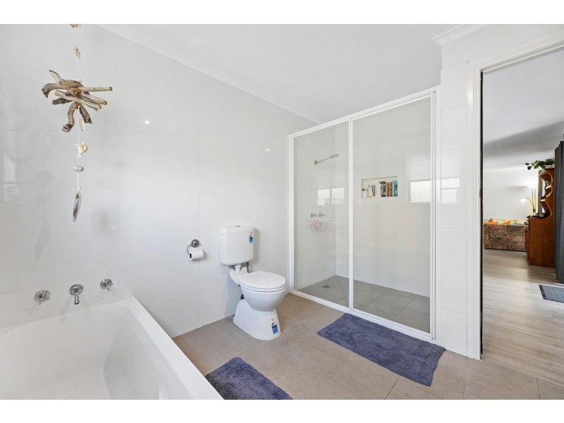 20 Bondi Street, Tuross Head NSW 2537