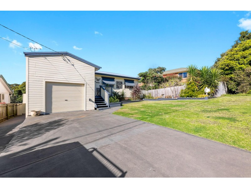 20 Bondi Street, Tuross Head NSW 2537