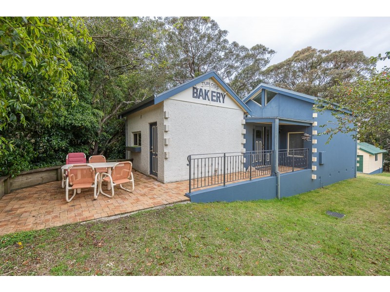 A/10 Hood Crescent, Tuross Head NSW 2537