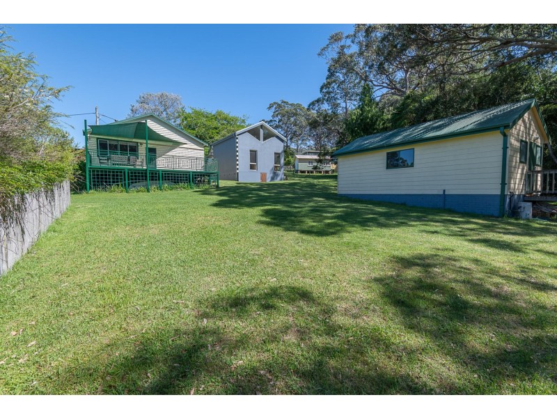 A/10 Hood Crescent, Tuross Head NSW 2537