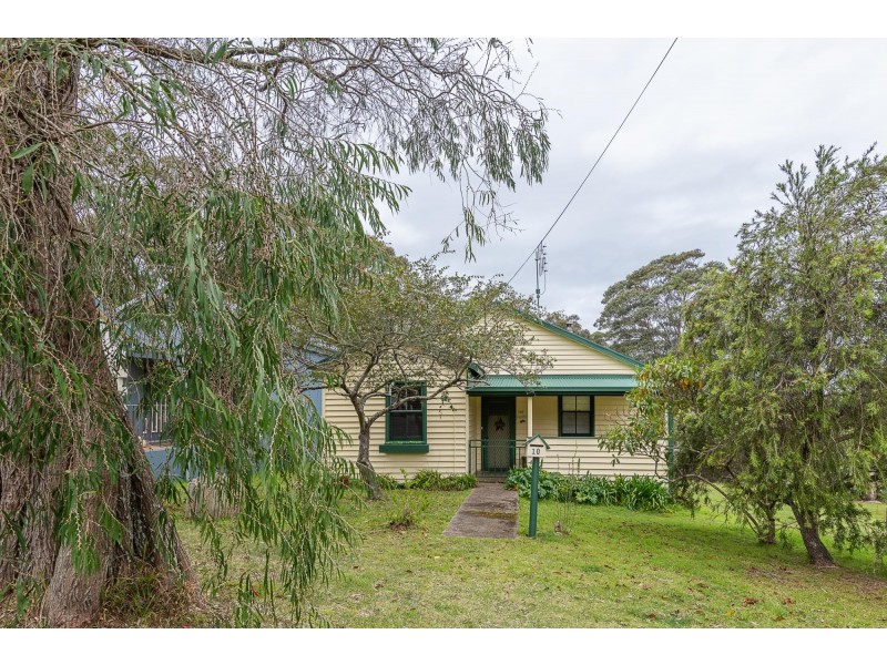 B/10 Hood Crescent, Tuross Head NSW 2537