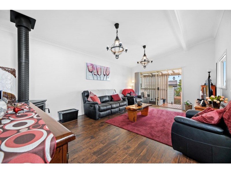 12 Anderson Avenue, Tuross Head NSW 2537
