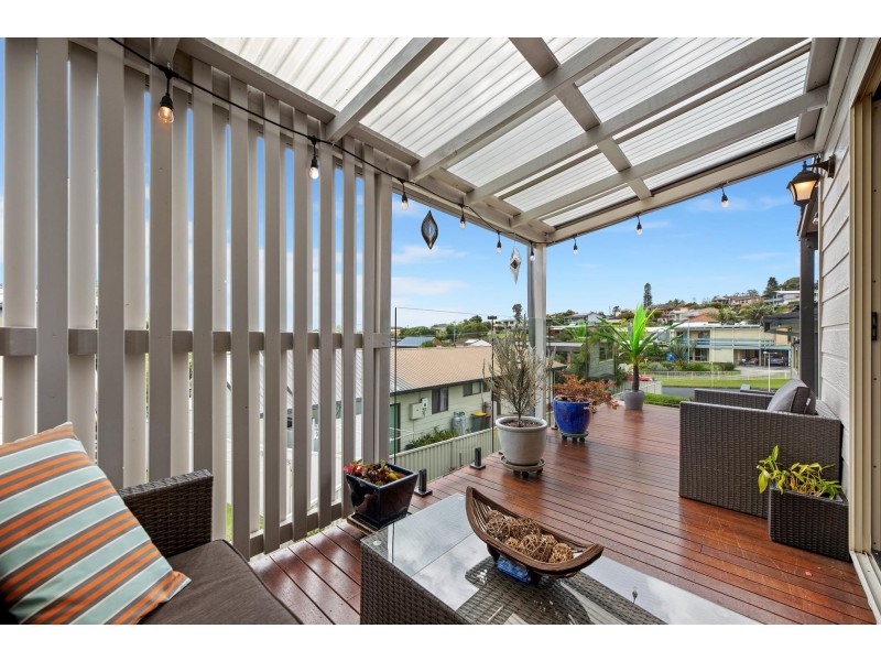 12 Anderson Avenue, Tuross Head NSW 2537