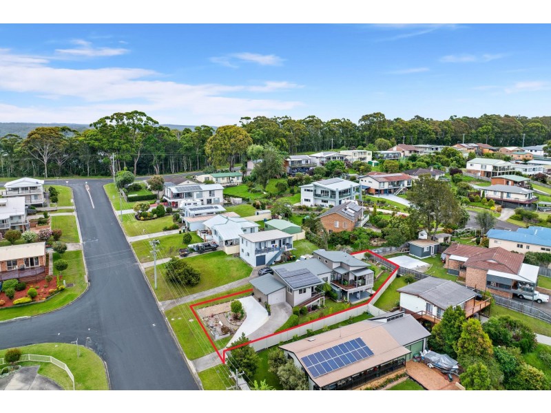 12 Anderson Avenue, Tuross Head NSW 2537