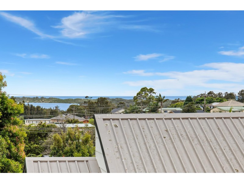 12 Anderson Avenue, Tuross Head NSW 2537