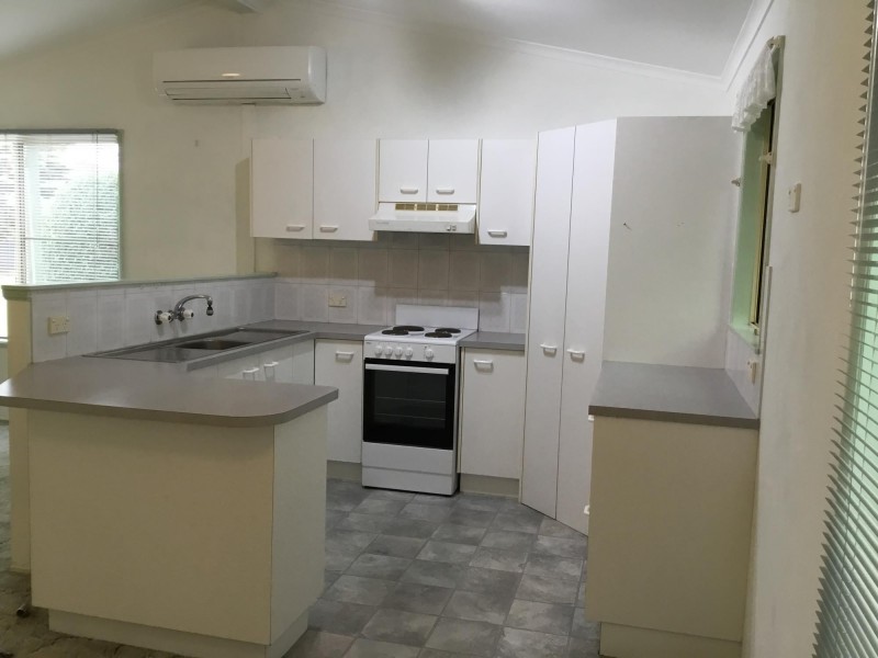 4 Beach Street, Tuross Head NSW 2537