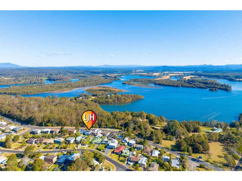 28 Hector McWilliam Drive, Tuross Head NSW 2537
