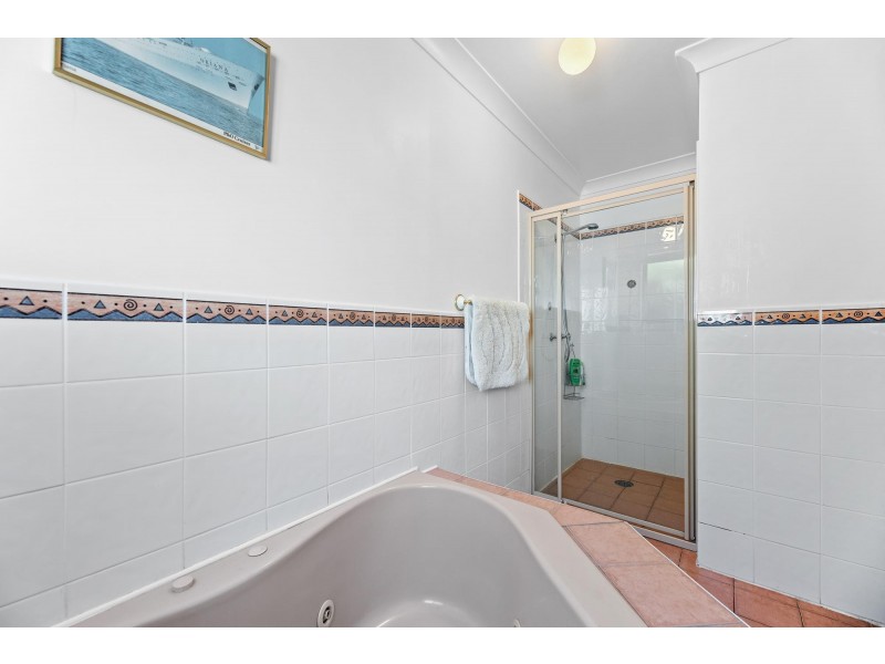 7 Andrew Avenue, Tuross Head NSW 2537