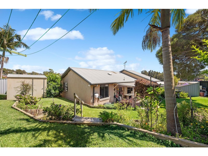 7 Andrew Avenue, Tuross Head NSW 2537