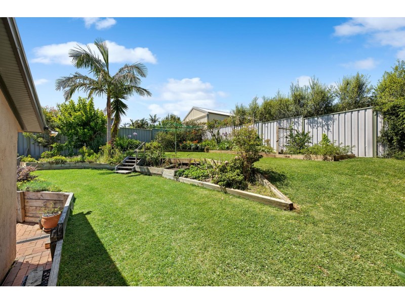 7 Andrew Avenue, Tuross Head NSW 2537