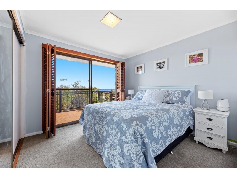 16 Coila Avenue, Tuross Head NSW 2537