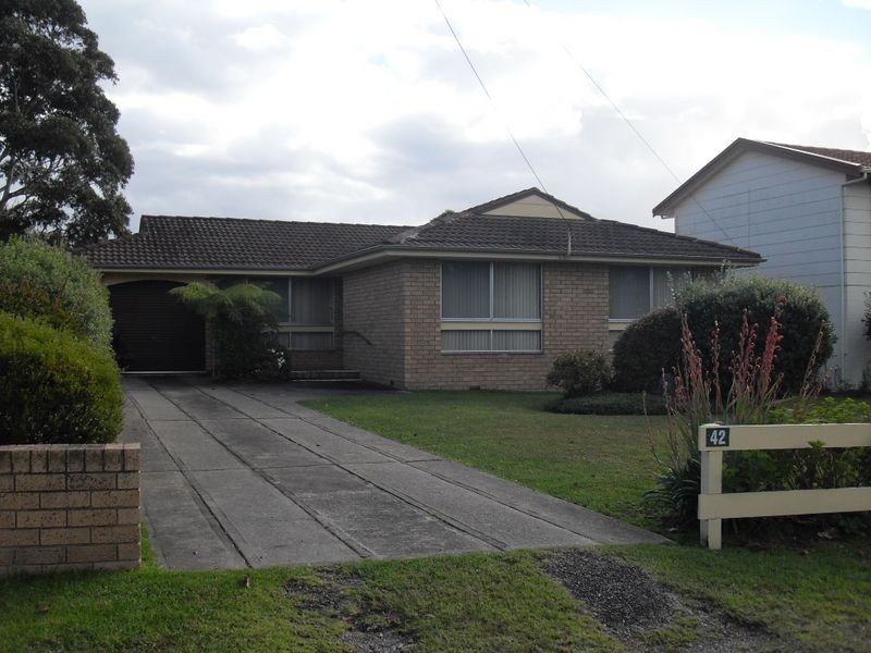 42 Anderson Avenue, Tuross Head NSW 2537