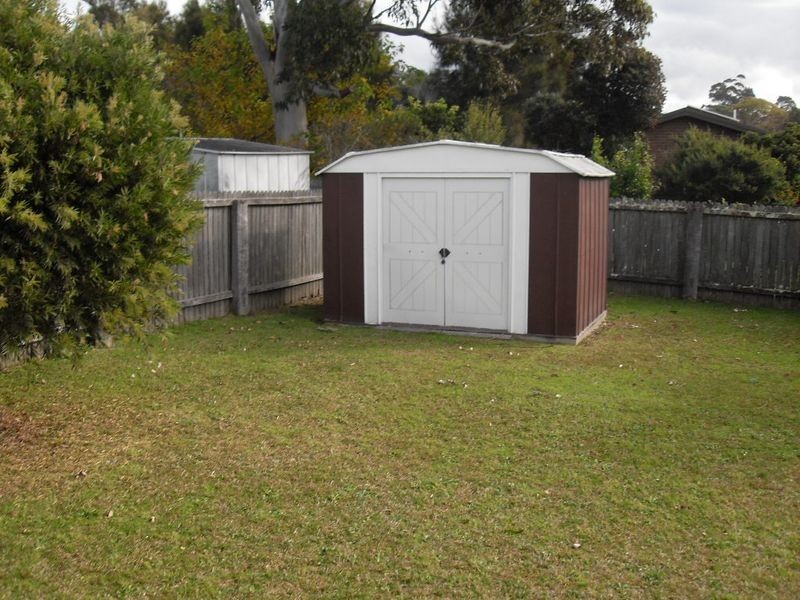 42 Anderson Avenue, Tuross Head NSW 2537
