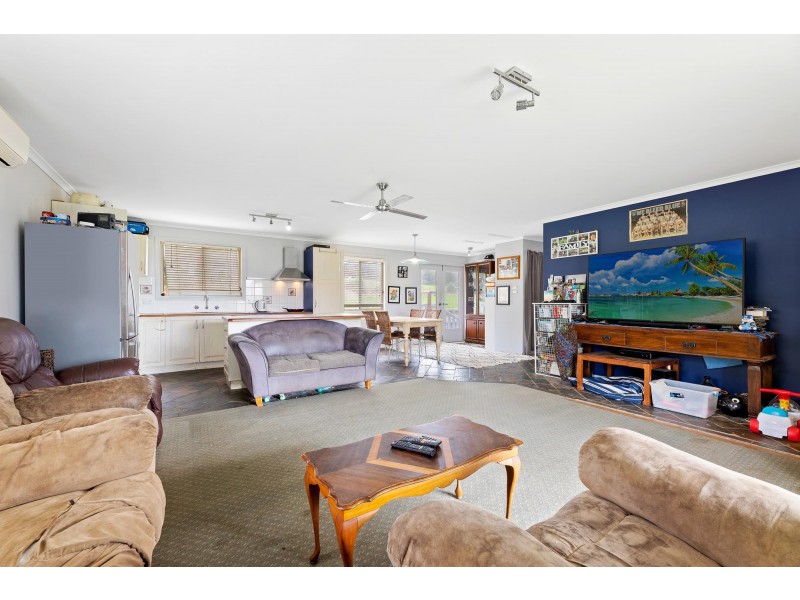 32 Princes Highway, Bodalla NSW 2545