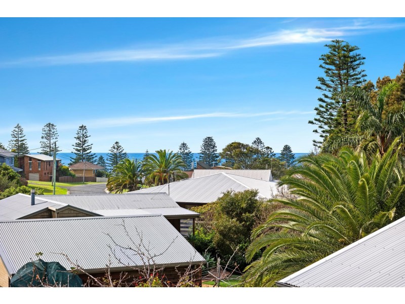 10 Beach Street, Tuross Head NSW 2537