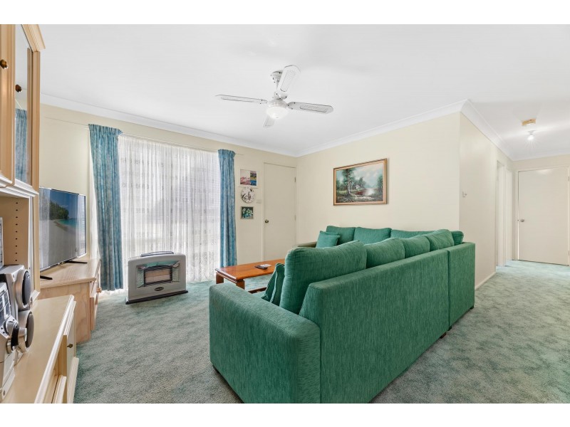 17 Anderson Avenue, Tuross Head NSW 2537