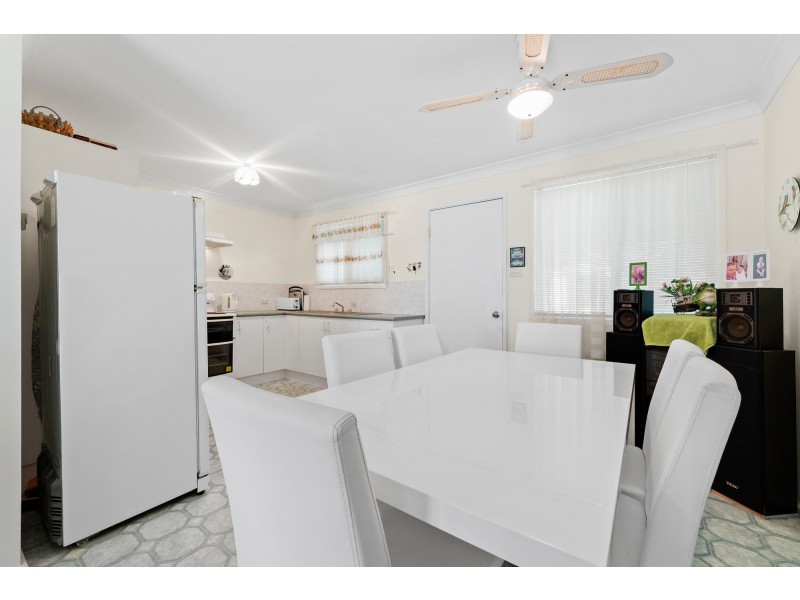 17 Anderson Avenue, Tuross Head NSW 2537