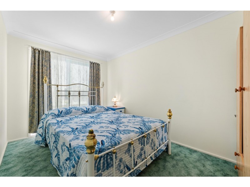 17 Anderson Avenue, Tuross Head NSW 2537