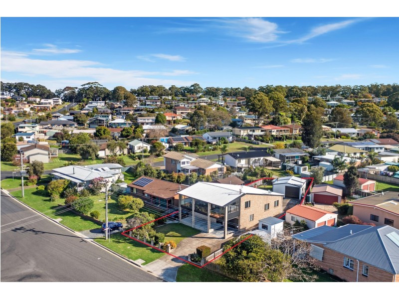 34 Anderson Avenue, Tuross Head NSW 2537
