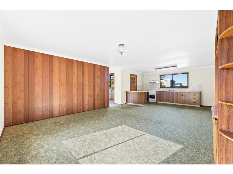 8 Jutland Avenue, Tuross Head NSW 2537