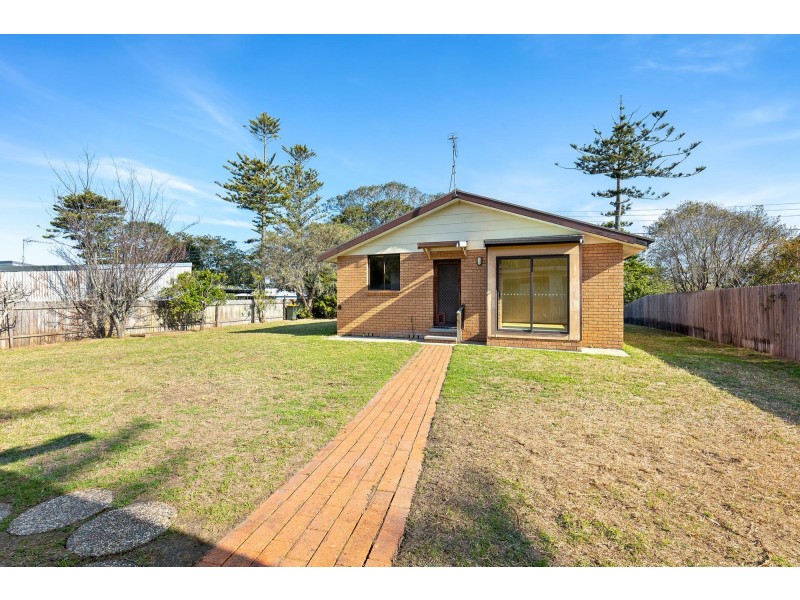 8 Jutland Avenue, Tuross Head NSW 2537