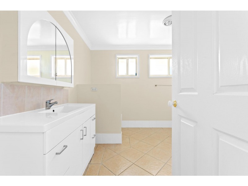 1/19-21 Grenville Avenue, Tuross Head NSW 2537