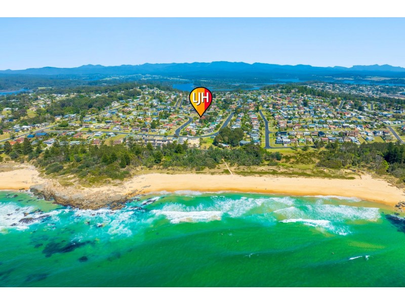 1/19-21 Grenville Avenue, Tuross Head NSW 2537
