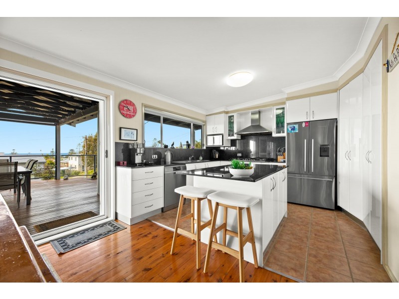 37 Grenville Avenue, Tuross Head NSW 2537