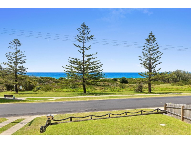 79 Tuross Boulevard, Tuross Head NSW 2537