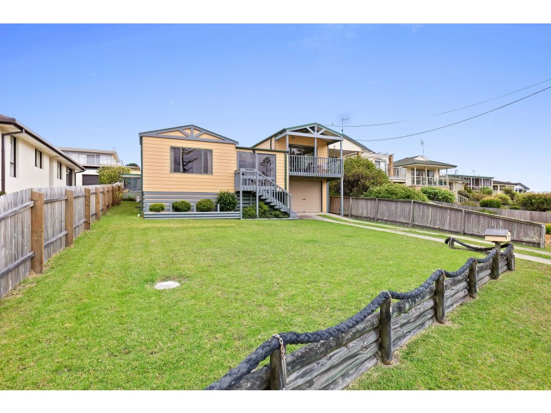 79 Tuross Boulevard, Tuross Head NSW 2537