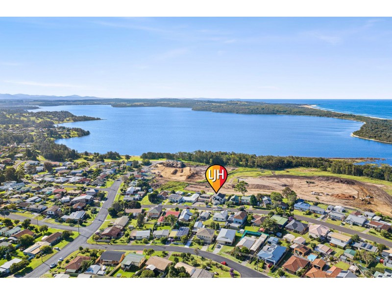 14A Andrew Avenue, Tuross Head NSW 2537