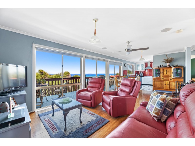 74 Long Point Street, Potato Point NSW 2545