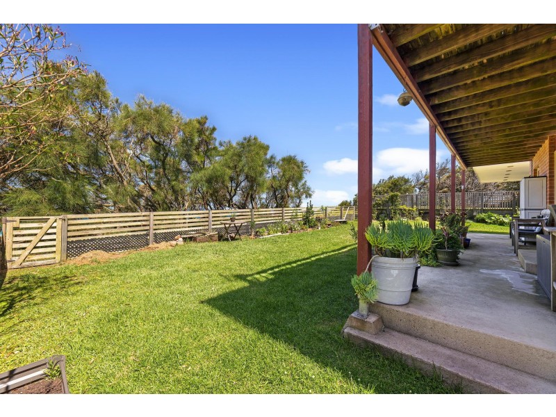 74 Long Point Street, Potato Point NSW 2545