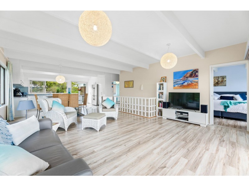 25 Coogee Street, Tuross Head NSW 2537